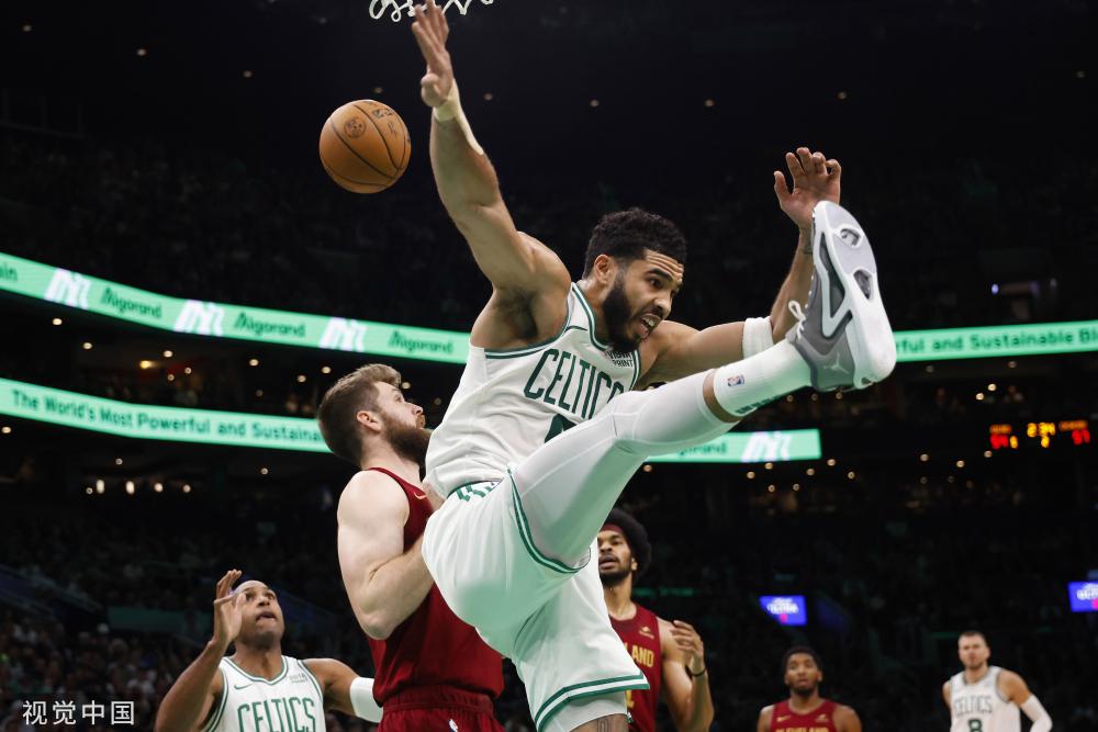 这显示出球 这显示出球