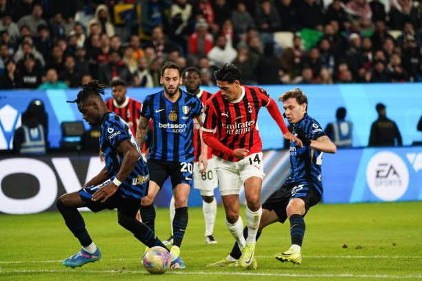 竞争激烈的 竞争激烈的